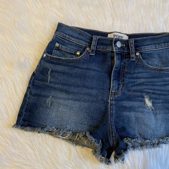 PINK Victoria’s‎ Secret Shorts Womens Size 4 Blue Denim Ripped Jeans - Picture 2 of 8
